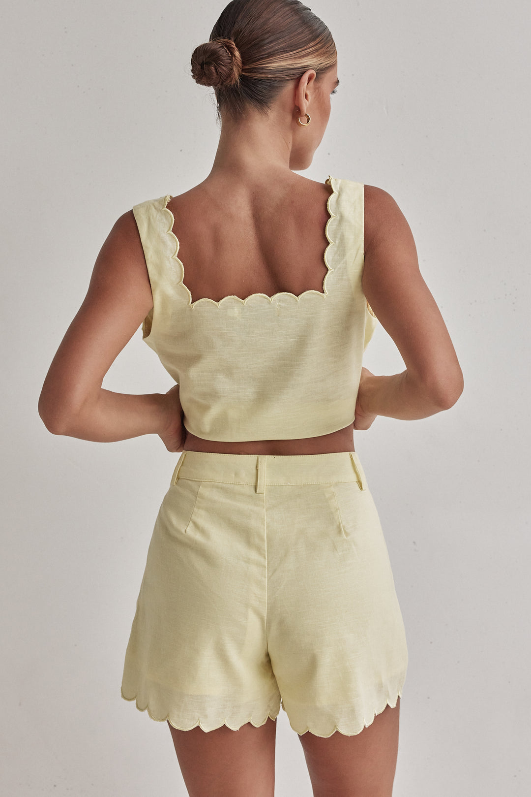 Butter Yellow Linen Shorts – High-Waist with Scalloped Hem-0